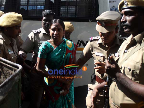 அரசியல் ரீதியிலான அணுகுமுறை