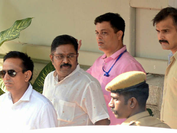 TTV Dinakaran's bail plea hearing was postponed to 26th May TTV Dinakaran's bail plea hearing was postponed to 26th May