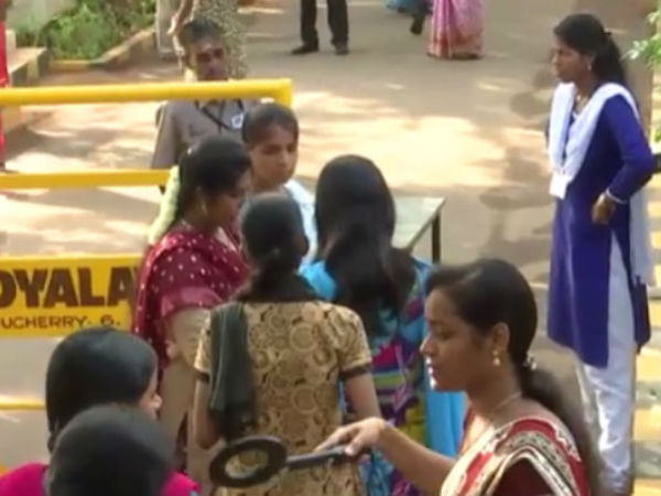 நீட்  தேர்வு அராஜகத்தின் உச்சம்.. கேரளாவில் மாணவியின் உள்ளாடையை அகற்றிய கொடூரம்! 