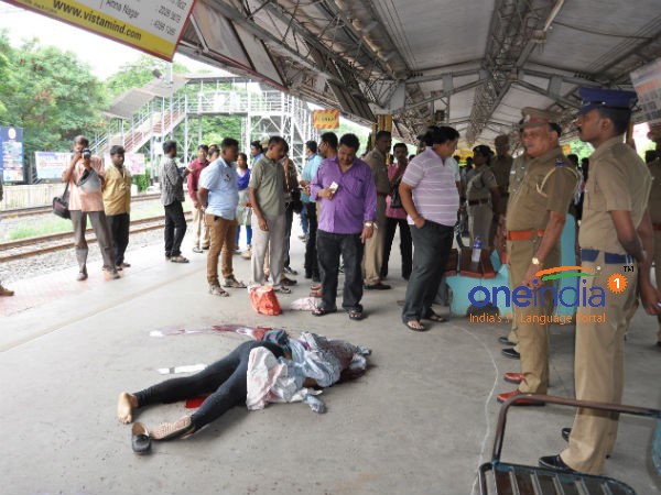Chennai Nungambakkam railway station having 24 CCTV cameras Chennai Nungambakkam railway station having 24 CCTV cameras