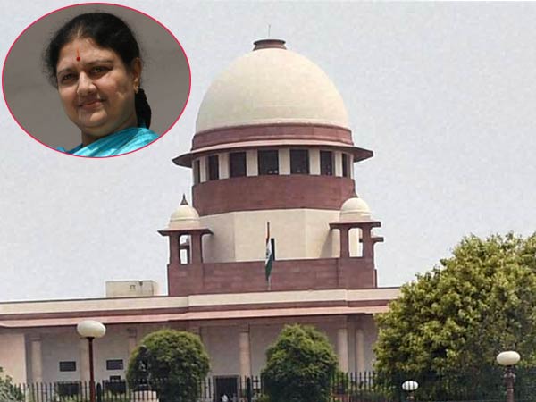 Sasikala has moved the Supreme Court seeking a review Sasikala has moved the Supreme Court seeking a review