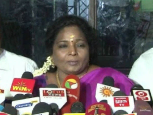 Tamilisai accuses that Kanimozhi spreading wrong information about NEET Exam Tamilisai accuses that Kanimozhi spreading wrong information about NEET Exam