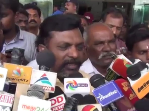 Thirumavalavan demands CBI probe in two leaves bribery case Thirumavalavan demands CBI probe in two leaves bribery case