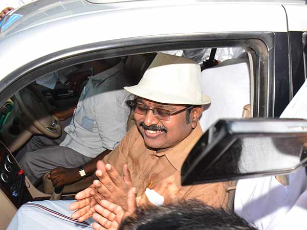 கேட்க தயாராக இல்லை