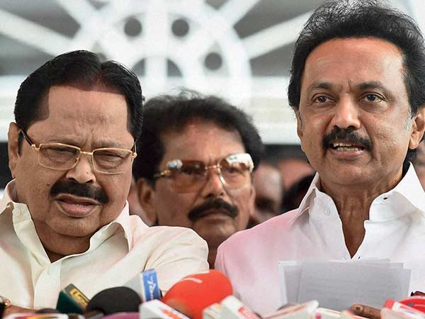 மக்கள் காறி துப்புவார்கள்