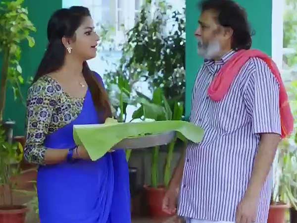 மிரட்டும் நர்ஸ்