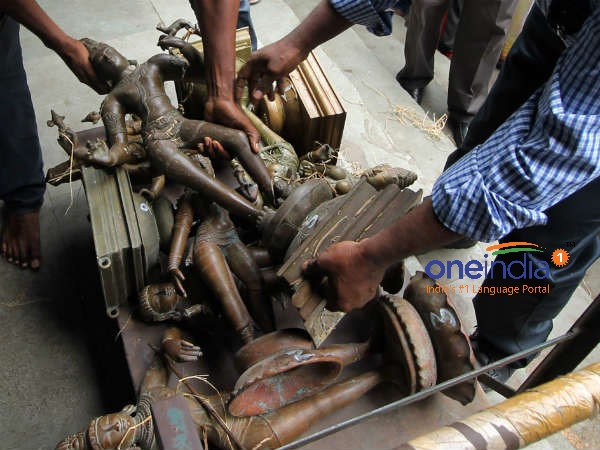 சிலை கடத்திய 4 போலீசார்