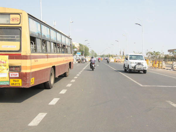 chennai roads are visible as empty due to india pakistan cricket match chennai roads are visible as empty due to india pakistan cricket match