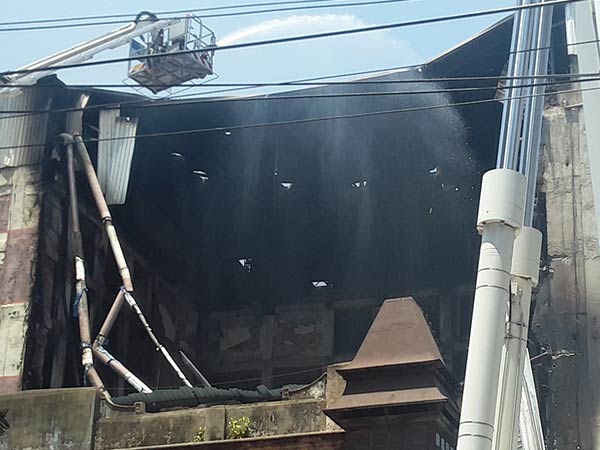 Chennai silks demolishing works: A worker died Chennai silks demolishing works: A worker died