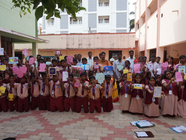 Students honor their father in Karaikudi school Students honor their father in Karaikudi school