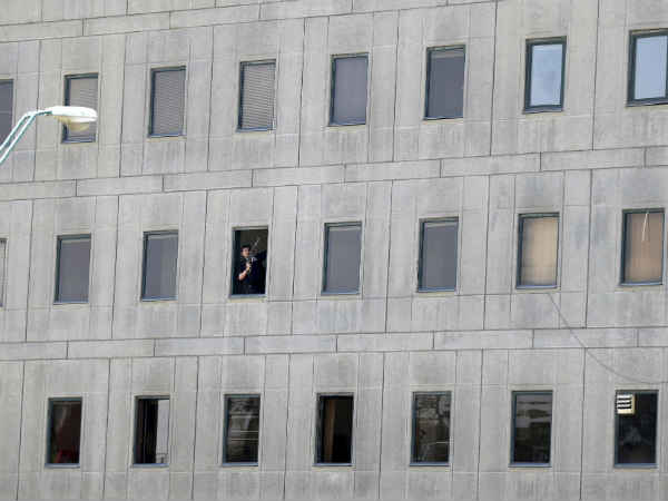 Shooting reported inside Iran parliament Shooting reported inside Iran parliament