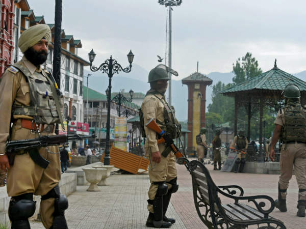 3 terrorists killed at Jammu LOC who treid to enter into India with heavy weapons 3 terrorists killed at Jammu LOC who treid to enter into India with heavy weapons