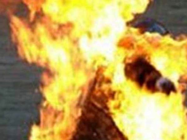 Pregnant lady ablaze at Bangalore for marrying a dalit youth Pregnant lady ablaze at Bangalore for marrying a dalit youth
