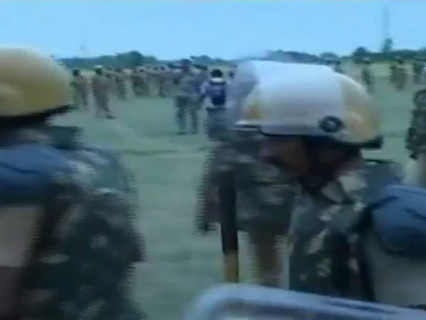 நிலம் கையகப்படுத்தல் சட்டம்