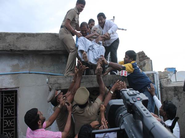 traffic ramaswamy says AIADMK govt should be dissolved traffic ramaswamy says AIADMK govt should be dissolved