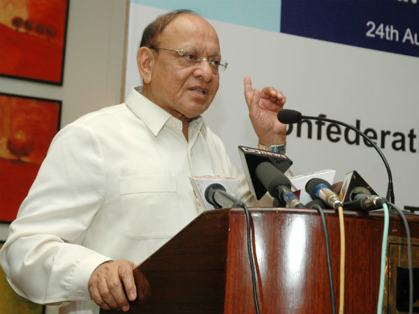 வகேலாவுக்கு தடை