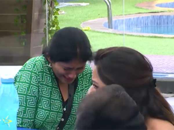 அப்படியும் அடங்காத ஜூலி