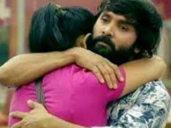 அண்ணா என்று கட்டிப்பிடித்தல்