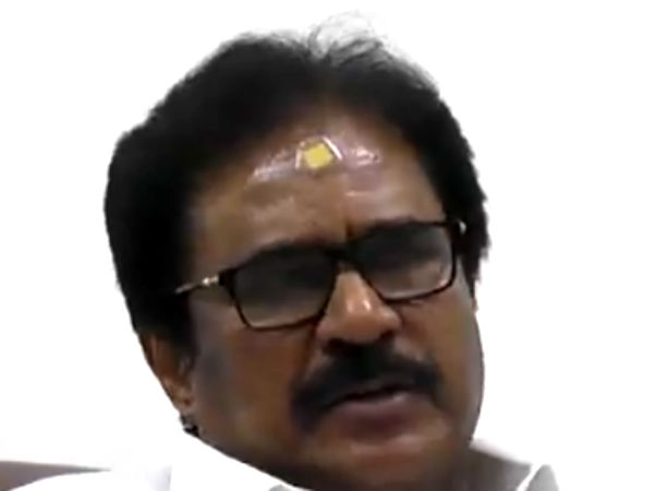 மத்திய அரசுக்கு அடிமையாக..