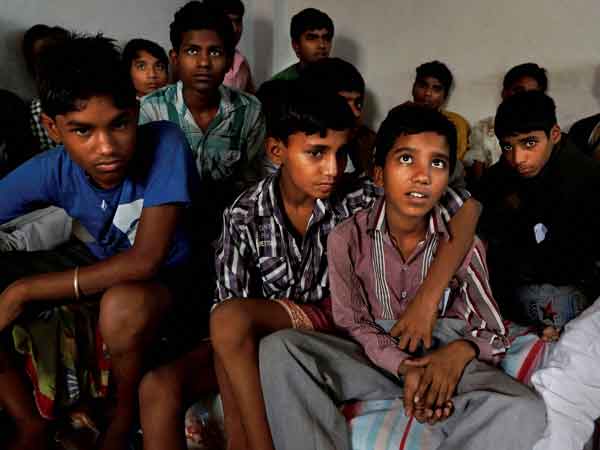 சொந்த நாட்டிற்குத் திருப்பி அனுப்புதல்