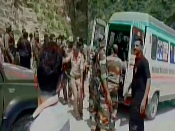 11 Amarnath pilgrims killed in road accident 11 Amarnath pilgrims killed in road accident