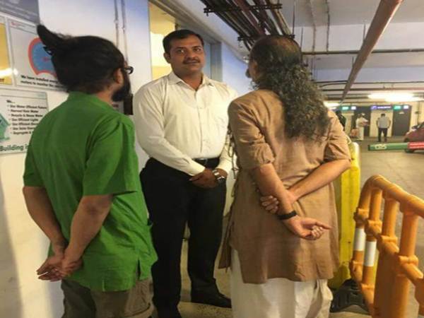 Denied entry for wearing a Dhoti, but allowed later after speaking in English Denied entry for wearing a Dhoti, but allowed later after speaking in English