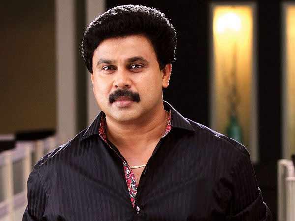 பாலியல் வழக்கில் கைதான முதல் தென்னகத்து சூப்பர் ஸ்டார் நடிகர் திலீப்! 