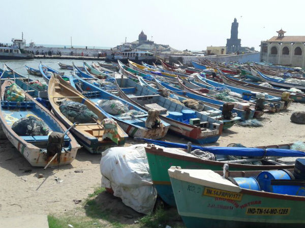 வீட்டுக்கு ஒரு படகு
