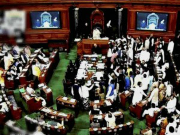 Six MPs from congress party have been suspended in Loksabha Six MPs from congress party have been suspended in Loksabha