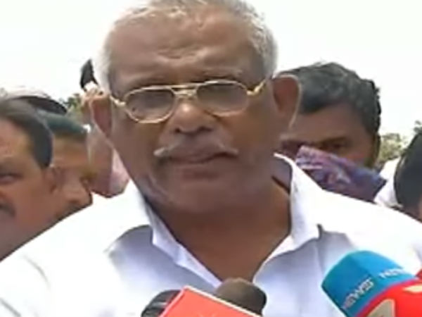 Retired Police officials demands welfare for cops creates ripples in front of assembly Retired Police officials demands welfare for cops creates ripples in front of assembly