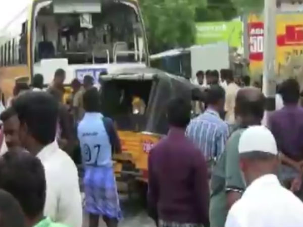 In Theni -Periyakulam main road auto and private bus directly hit on In Theni -Periyakulam main road auto and private bus directly hit on