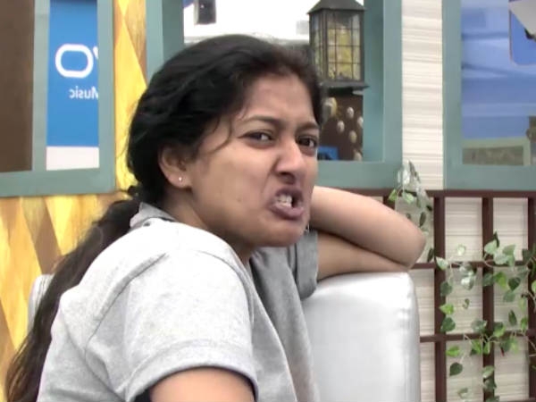 மக்களை தூண்டிவிடுவதே கமல்தான்