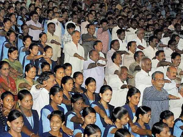பிளஸ்டூ முடித்ததும் பீட்ஸா கடையில்