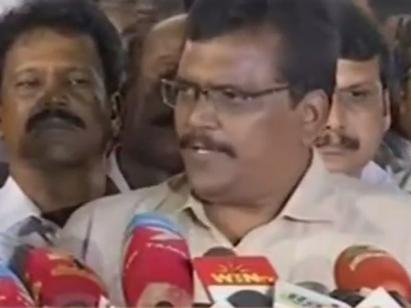 19 எம்எல்ஏக்கள்