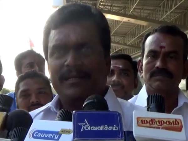 எங்களுக்குத் தான் அதிகாரம்