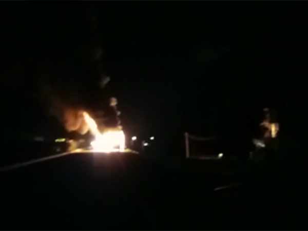 A private luxury bus caught fire near Ulundhurpet A private luxury bus caught fire near Ulundhurpet