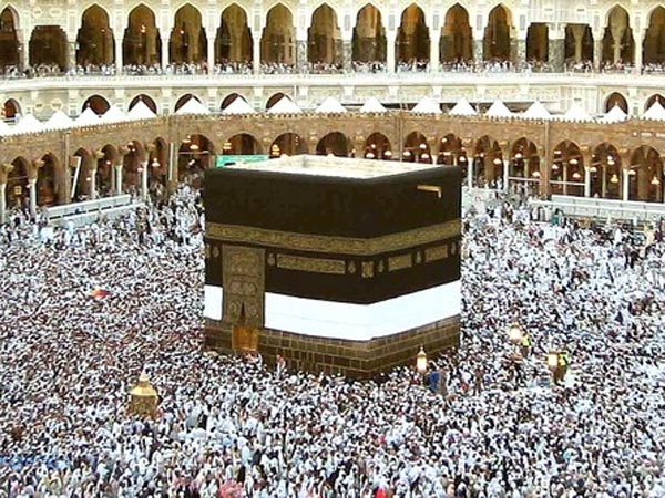 Haj pilgrims started their first journey from Chennai today Haj pilgrims started their first journey from Chennai today