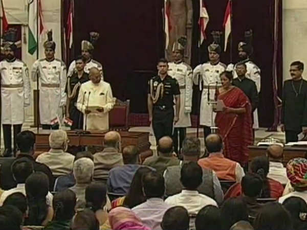 முதல் தமிழ் பெண்மணி