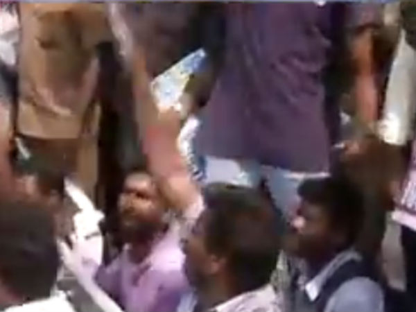 மாணவர்கள் கைது