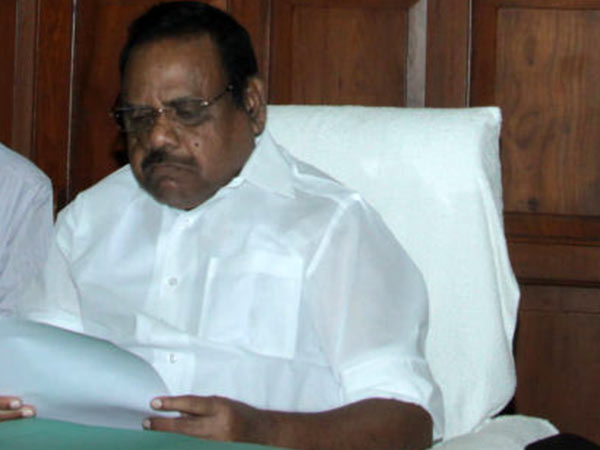 சபாநாயகர் நோட்டீஸ்