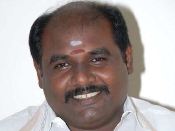 வெங்கடேஷ் பண்ணையார்