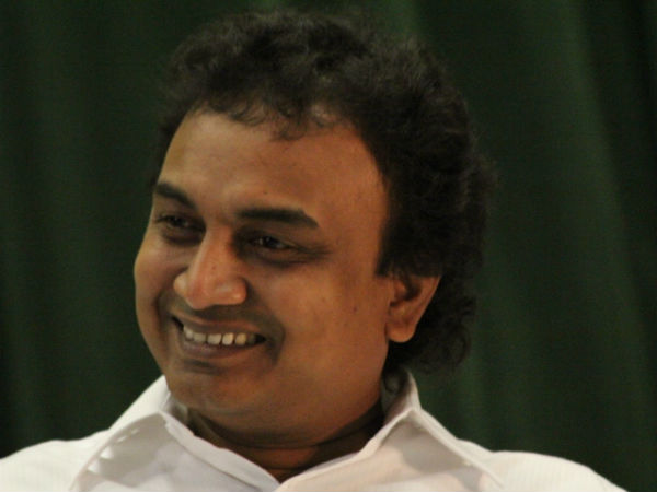 ADMK USA Coordinator condemns party colleague Avadi Kumar ADMK USA Coordinator condemns party colleague Avadi Kumar