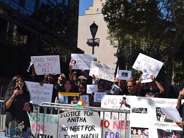 American Tamils protested outside UN American Tamils protested outside UN