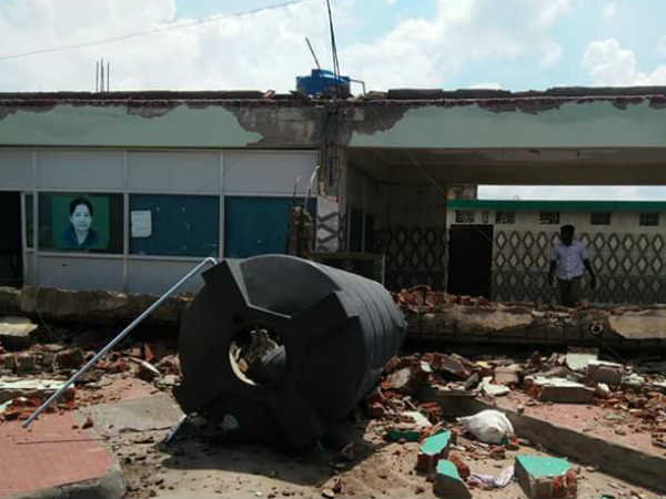 Five killed in building collapse in Coimbatore Five killed in building collapse in Coimbatore