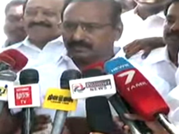 Edappaadi Faction's 'Jakkaiyan bomb' against Team Dinakaran Edappaadi Faction's 'Jakkaiyan bomb' against Team Dinakaran