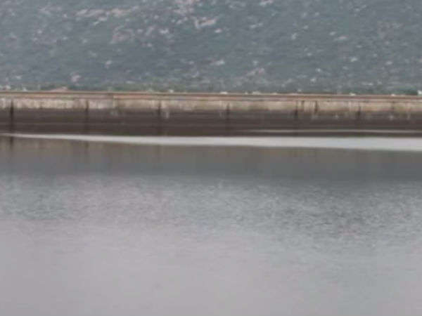 Mettur Dam's water flow decreases Mettur Dam's water flow decreases