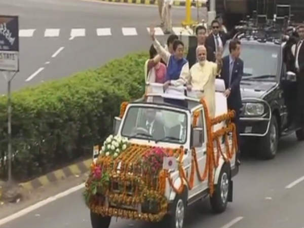 PM Modi & Japanese PM Shinzo Abe's road show PM Modi & Japanese PM Shinzo Abe's road show