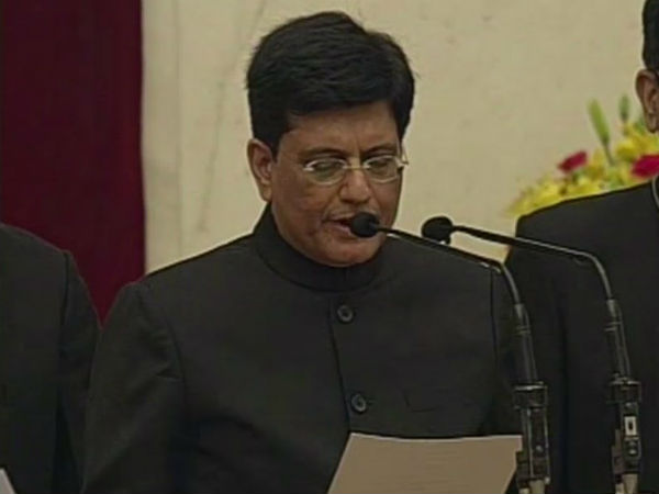 Minister of Railways Shri Piyush Goyal chairs a high-level meeting Minister of Railways Shri Piyush Goyal chairs a high-level meeting