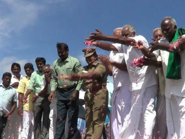 Water opened for agriculture in Rajavaikkal Water opened for agriculture in Rajavaikkal