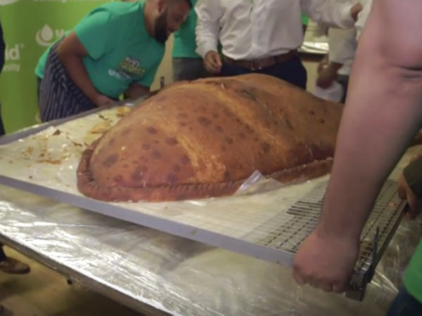 World's Largest Samosa set the Guinness record World's Largest Samosa set the Guinness record